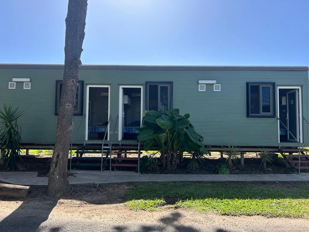 Gundy Pub & Caravan Park Gundiah Extérieur photo