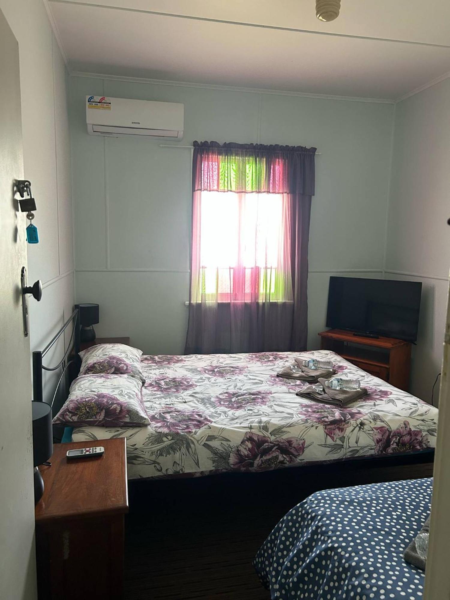 Gundy Pub & Caravan Park Gundiah Extérieur photo